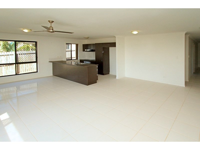 35 Leichhardt Drive, Gracemere QLD 4702