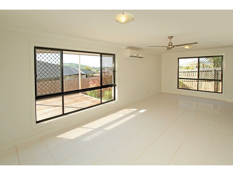 35 Leichhardt Drive, Gracemere QLD 4702