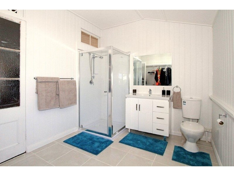 79 Armstrong Street, Berserker QLD 4701