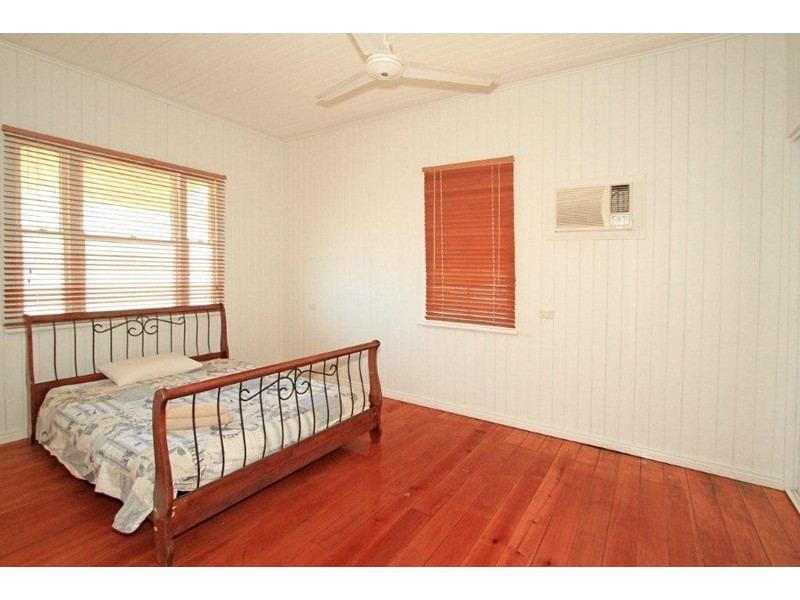 79 Armstrong Street, Berserker QLD 4701