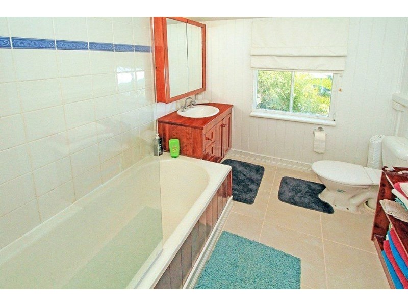 79 Armstrong Street, Berserker QLD 4701