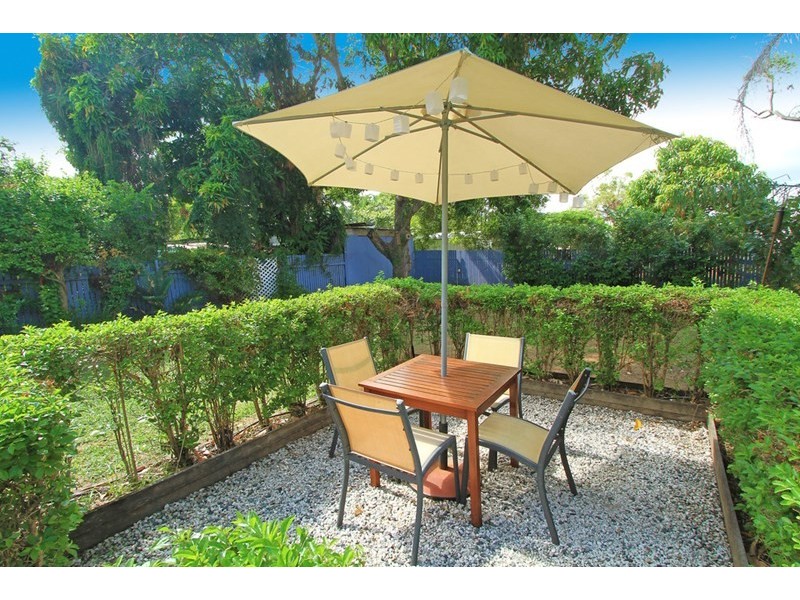 7 Cousins Street, The Range QLD 4700