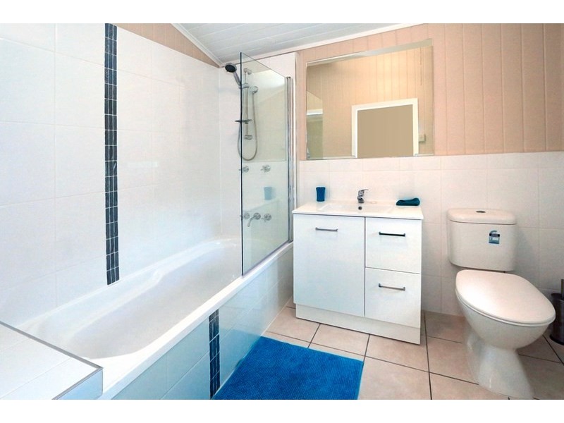 135 Berserker Street, Berserker QLD 4701