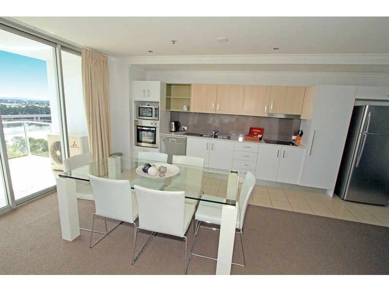 1101/108 Victoria Parade, Rockhampton City QLD 4700