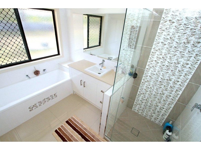 23 Maclyn Avenue, Glenlee QLD 4711