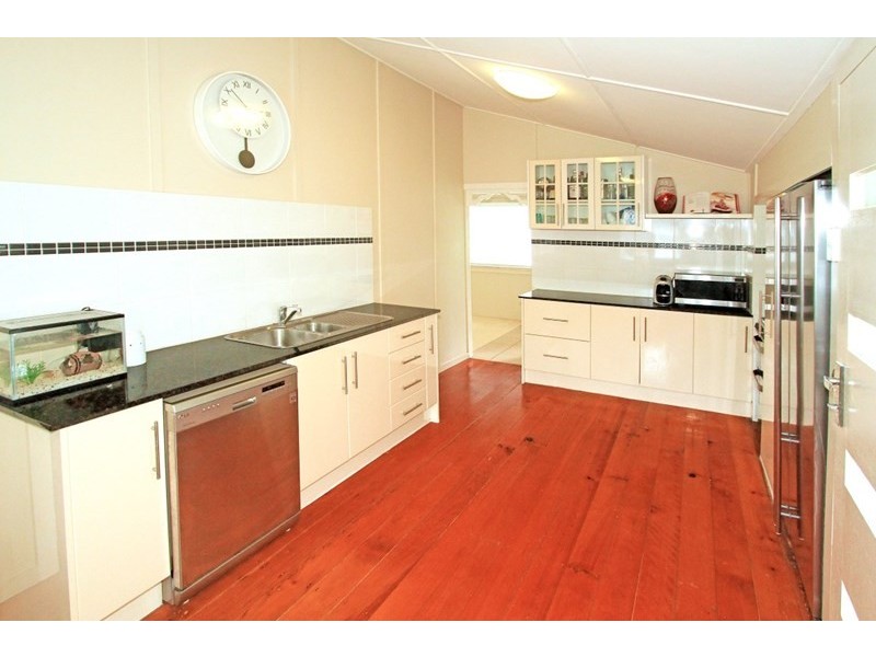 94 Stamford Street, Berserker QLD 4701