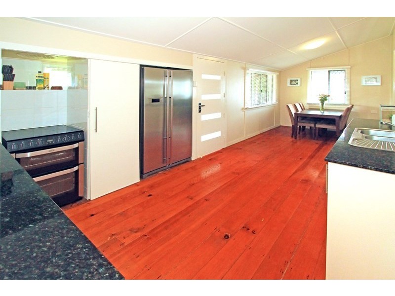 94 Stamford Street, Berserker QLD 4701