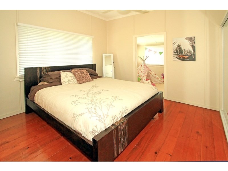 94 Stamford Street, Berserker QLD 4701
