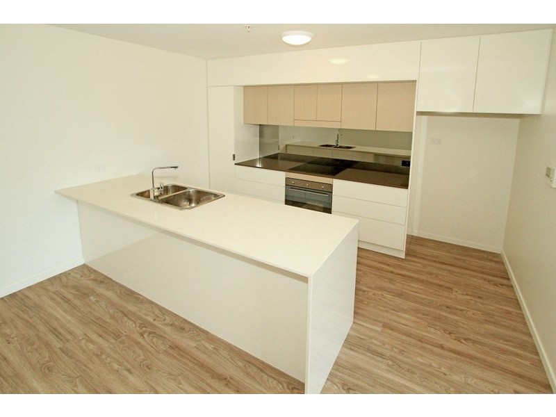 1103/5 The Empire, Rockhampton City QLD 4700