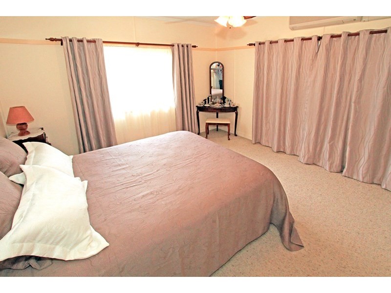 95 Curran Street, Koongal QLD 4701