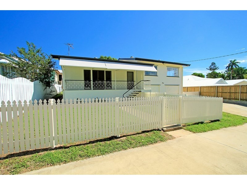 206 Upper Dawson Road, The Range QLD 4700