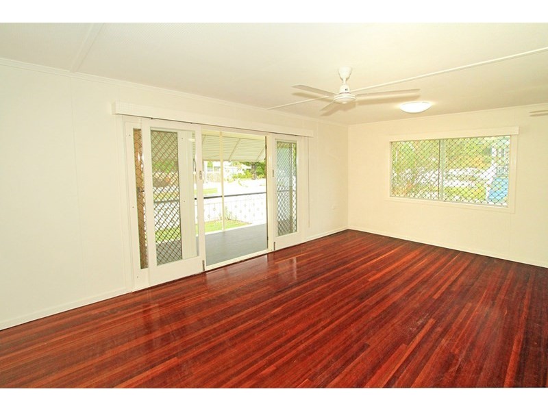 206 Upper Dawson Road, The Range QLD 4700
