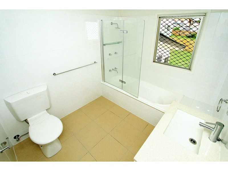 206 Upper Dawson Road, The Range QLD 4700