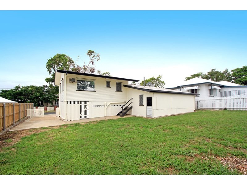 206 Upper Dawson Road, The Range QLD 4700