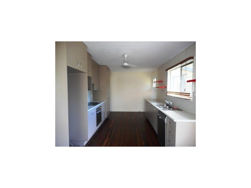 311 Saunders Street, Koongal QLD 4701