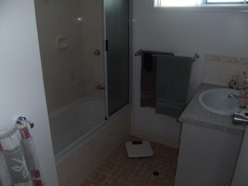 6 Gleeson Close, Gracemere QLD 4702