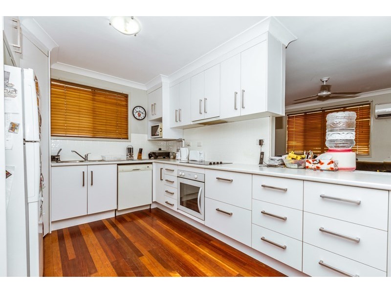 4 Sydney King Close, Gracemere QLD 4702