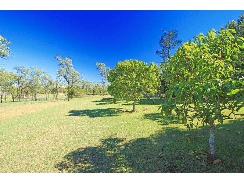 27 Angela Road, Rockyview QLD 4701