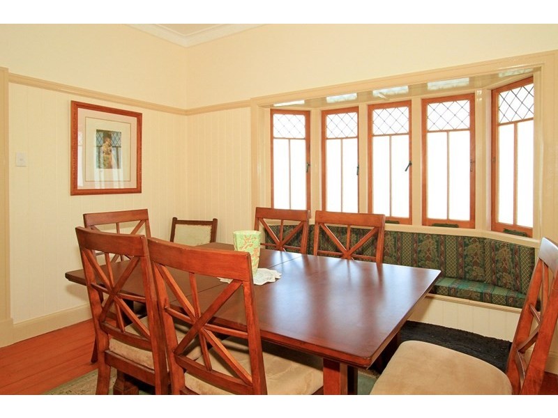 27 Agnes Street, The Range QLD 4700