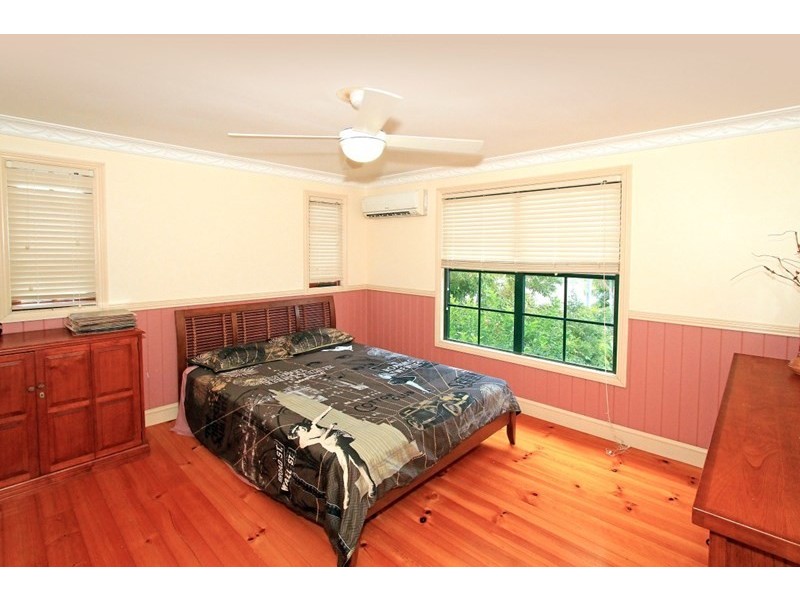 27 Agnes Street, The Range QLD 4700
