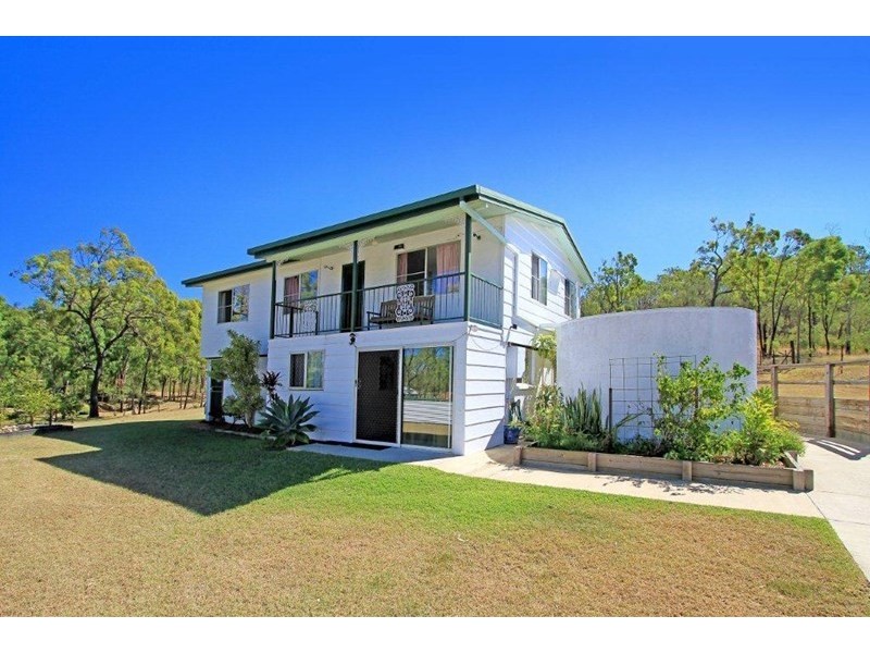 11 Albert Street, Stanwell QLD 4702