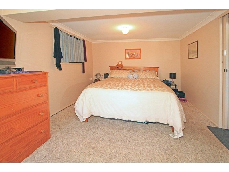 11 Albert Street, Stanwell QLD 4702