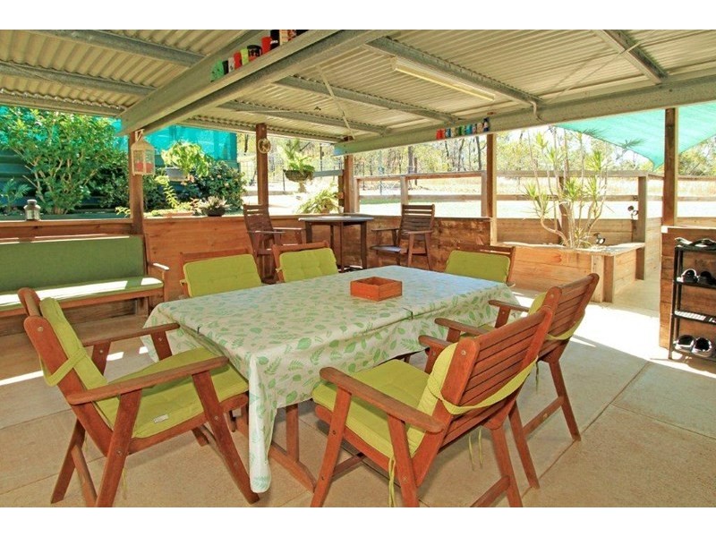 11 Albert Street, Stanwell QLD 4702