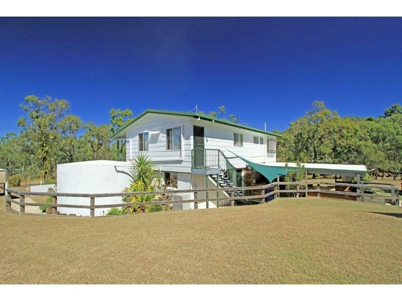 11 Albert Street, Stanwell QLD 4702