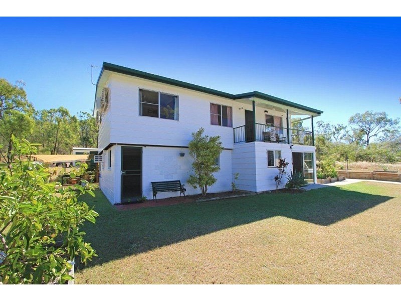 11 Albert Street, Stanwell QLD 4702