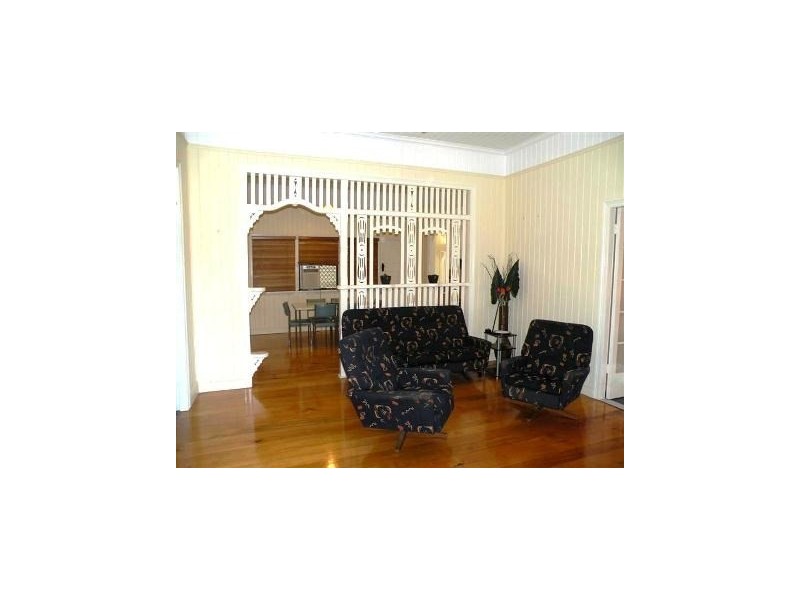 123 Spike Street, Berserker QLD 4701