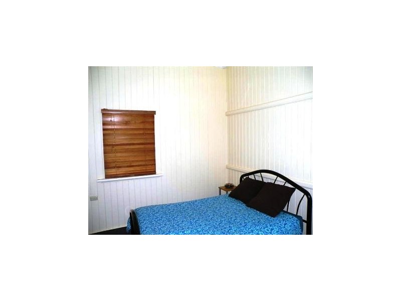 123 Spike Street, Berserker QLD 4701