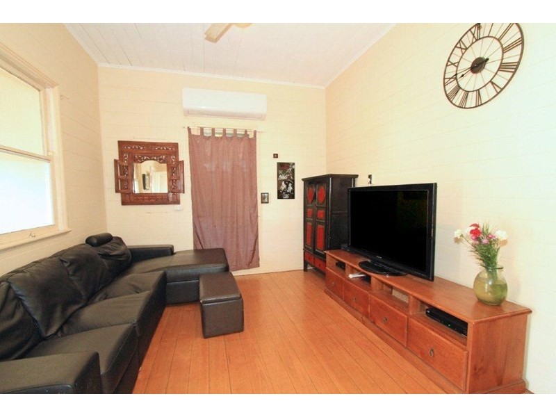 353 Rhodes Street, Koongal QLD 4701