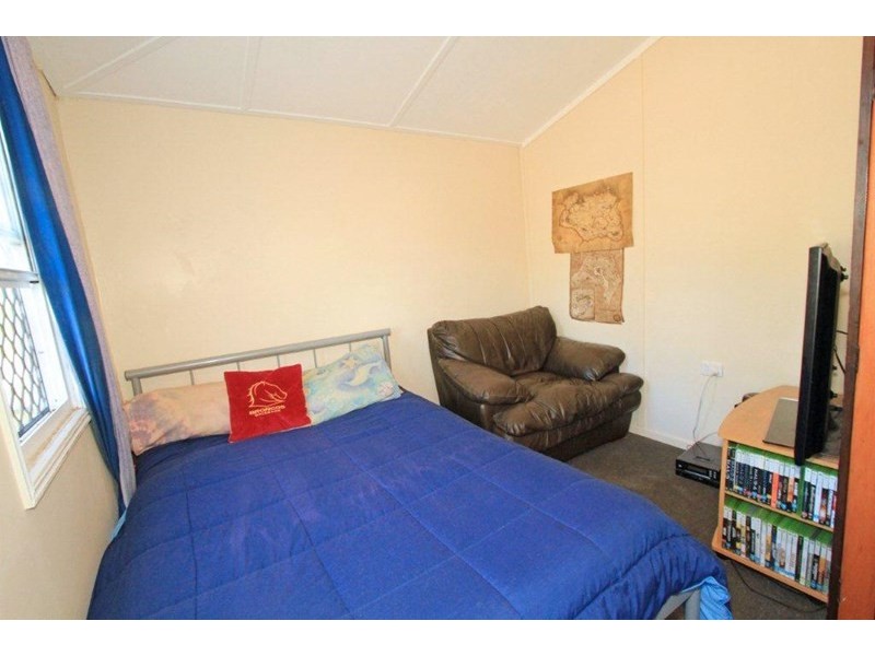 353 Rhodes Street, Koongal QLD 4701