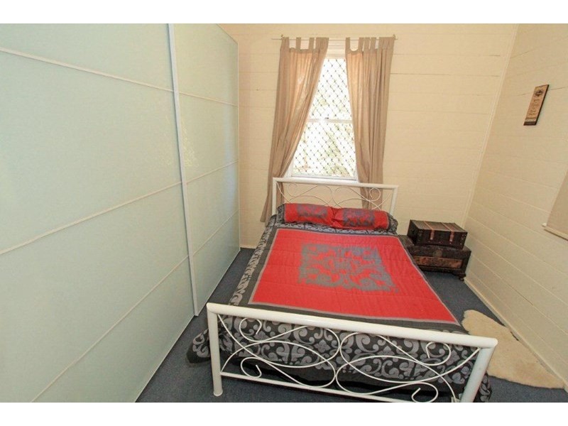 353 Rhodes Street, Koongal QLD 4701