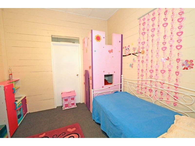 353 Rhodes Street, Koongal QLD 4701