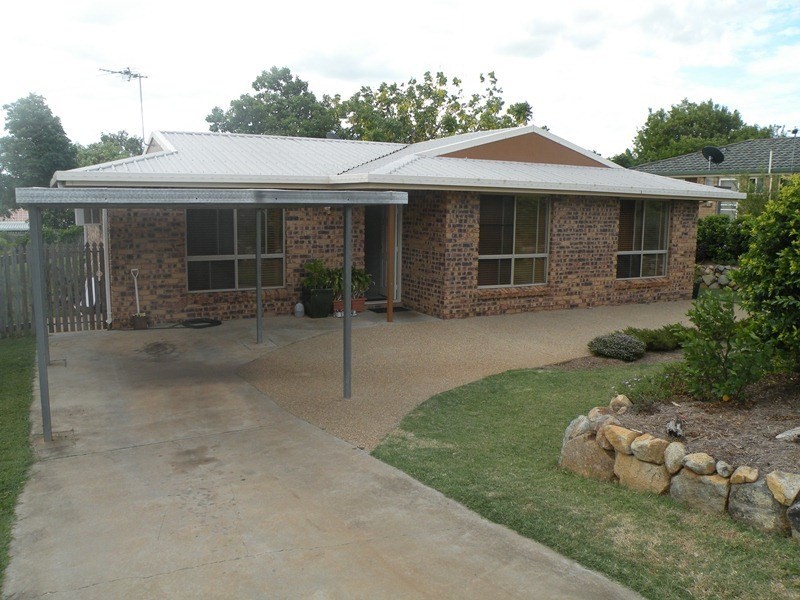 35 Davison Street, Gracemere QLD 4702