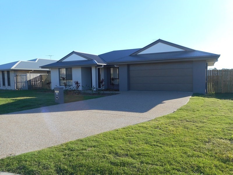 62 Bronco Crescent, Gracemere QLD 4702