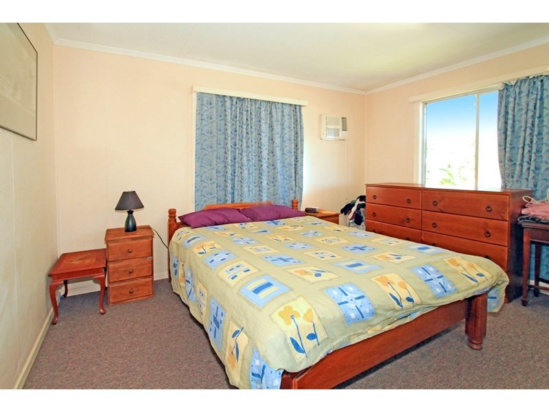 2/163 Bedford Street, Berserker QLD 4701
