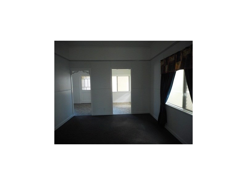 94 Clifton Street, Berserker QLD 4701