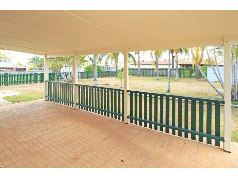 4 Hicks Close, Gracemere QLD 4702