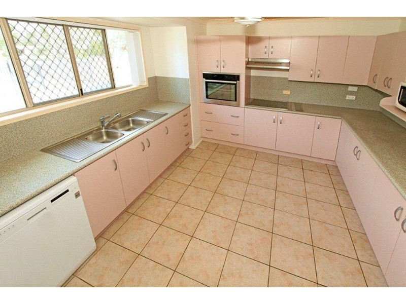 27 Murphy Drive, Glenlee QLD 4711