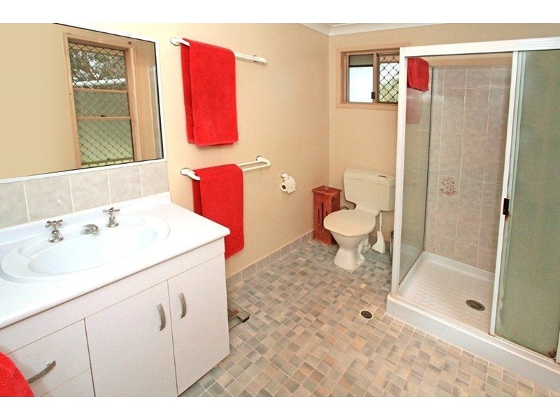 27 Murphy Drive, Glenlee QLD 4711