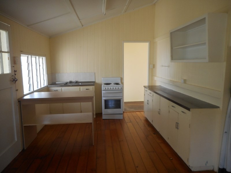 35 Randwick Street, Berserker QLD 4701