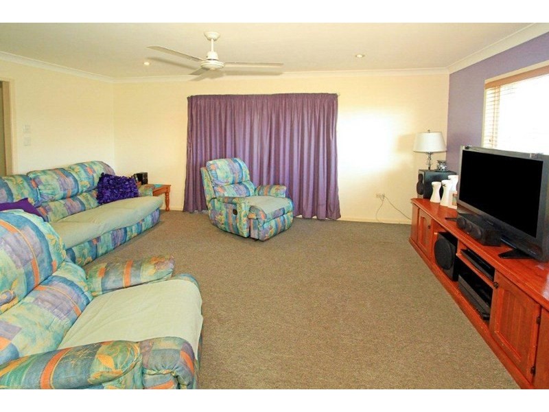 172 Main Street, Park Avenue QLD 4701