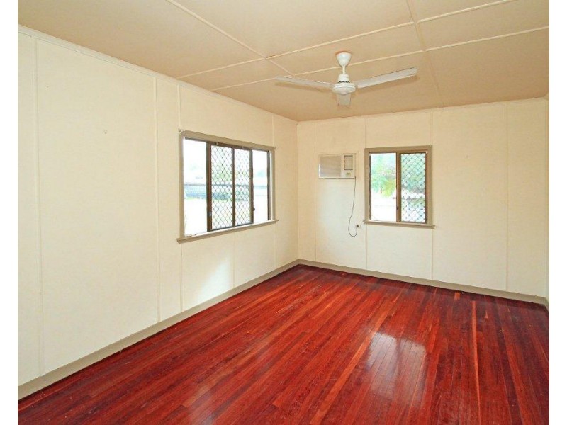 18 Princess Street, Berserker QLD 4701