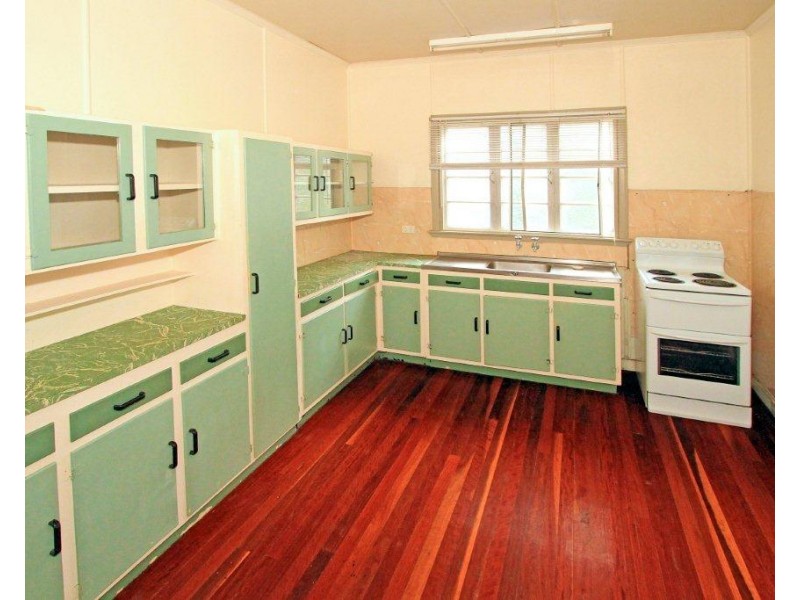 18 Princess Street, Berserker QLD 4701