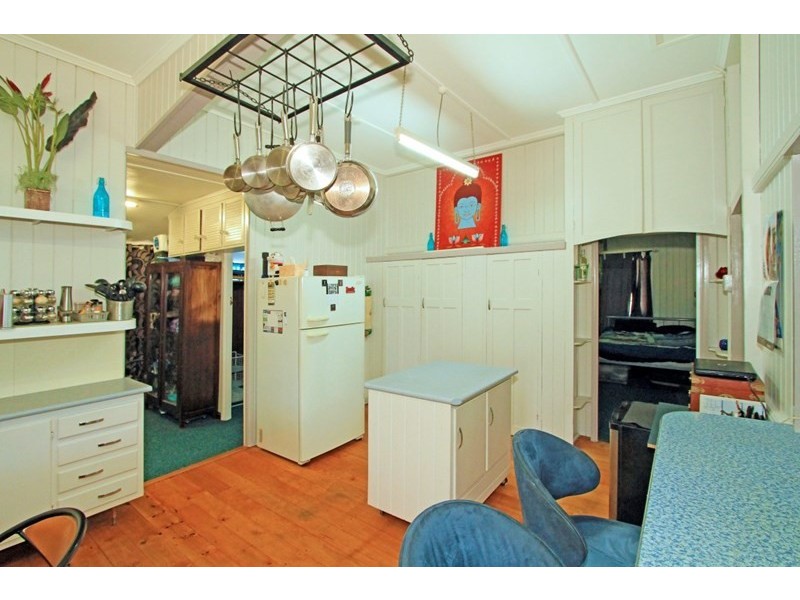 173 Lakes Creek Road, Berserker QLD 4701