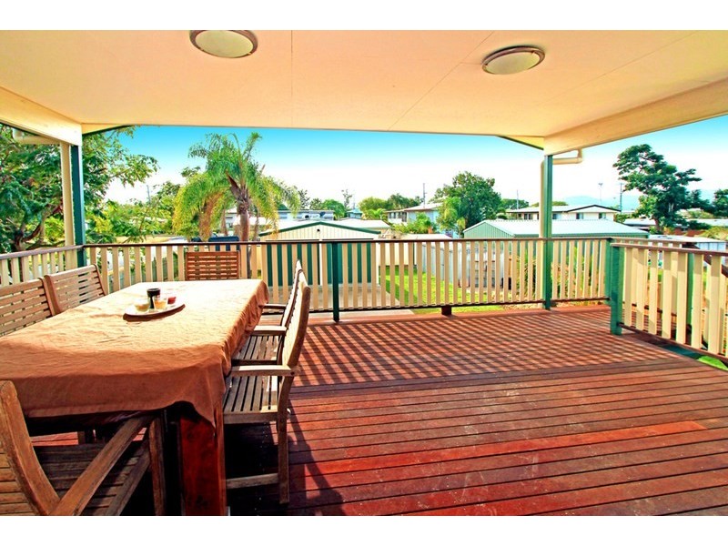 16 Unmack Street, Kawana QLD 4701