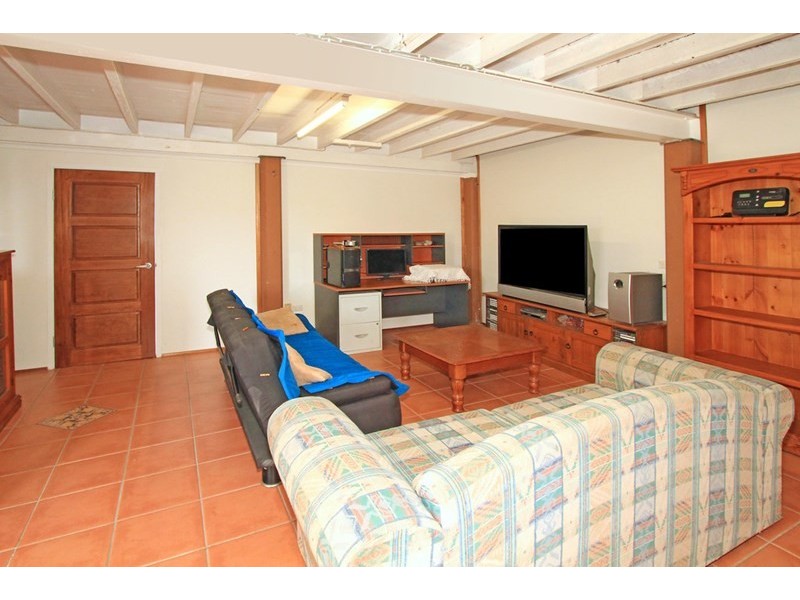 16 Unmack Street, Kawana QLD 4701