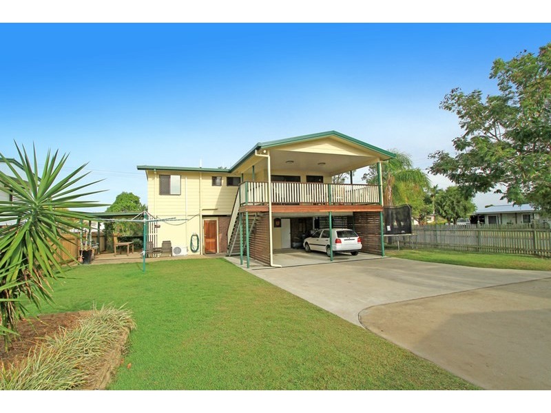 16 Unmack Street, Kawana QLD 4701